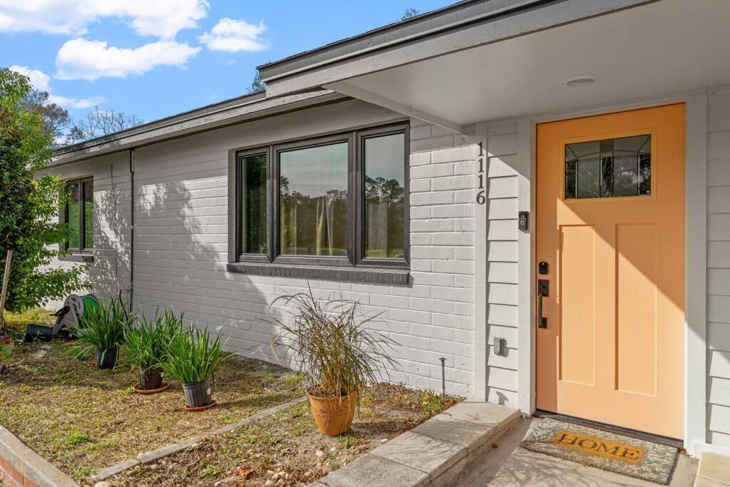 Smart Bungalow: 10-Min To Uf, Central Location Gainesville Luaran gambar