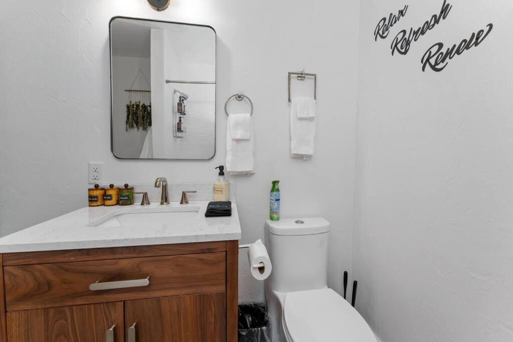 Smart Bungalow: 10-Min To Uf, Central Location Gainesville Luaran gambar