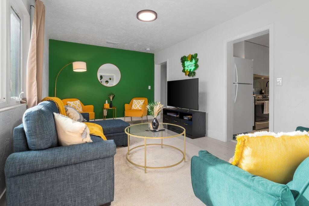 Smart Bungalow: 10-Min To Uf, Central Location Gainesville Luaran gambar