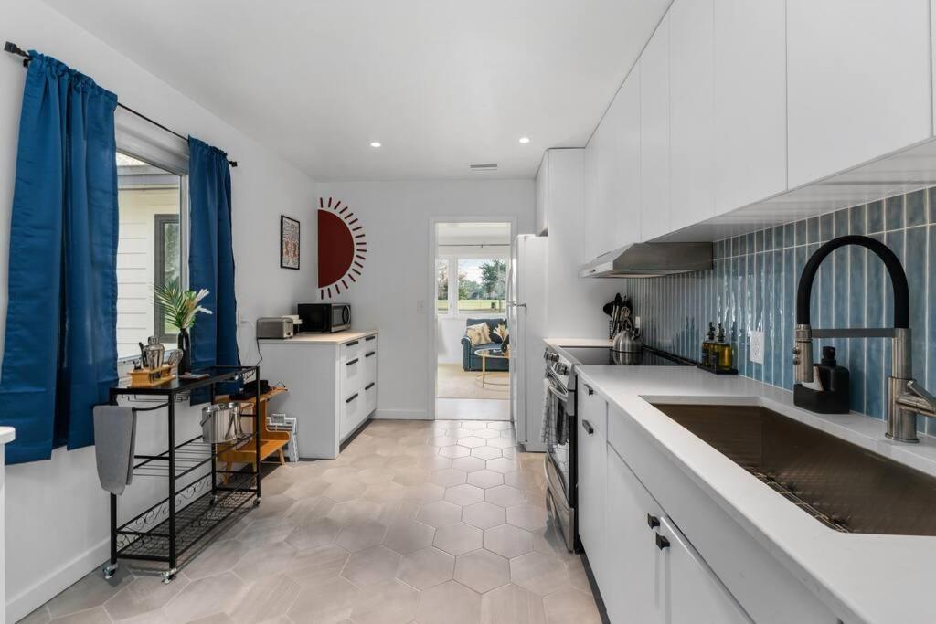 Smart Bungalow: 10-Min To Uf, Central Location Gainesville Luaran gambar